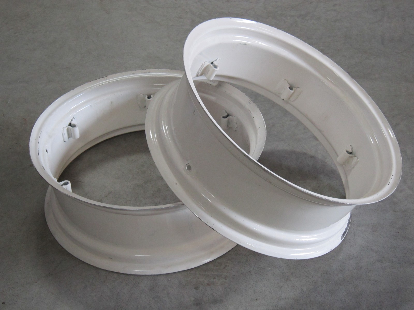 2 WHEEL RIMS 10X28 FOR FORD 8N 900 901 940 941 950 951 960 961 971 981 9N DEXTA