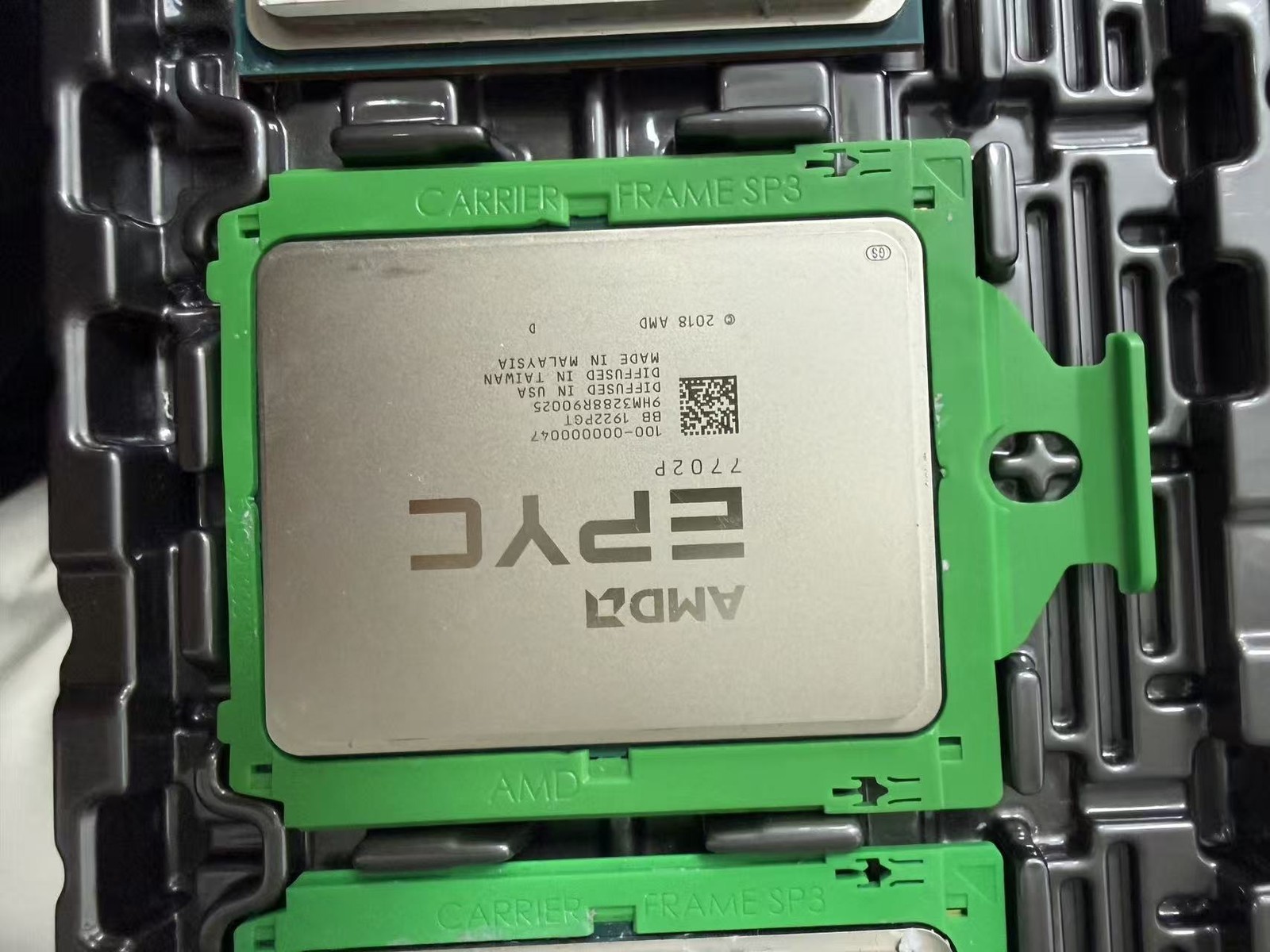 AMD EPYC 7702P unlocked 64 CORE PROCESSOR 2GHZ 256MB 200W SP3 100-000000047 CPU AMD EPYC 7702P unlocked 64 CORE PROCESSOR 2GHZ 256MB 200W SP3 100-000000047 CPU