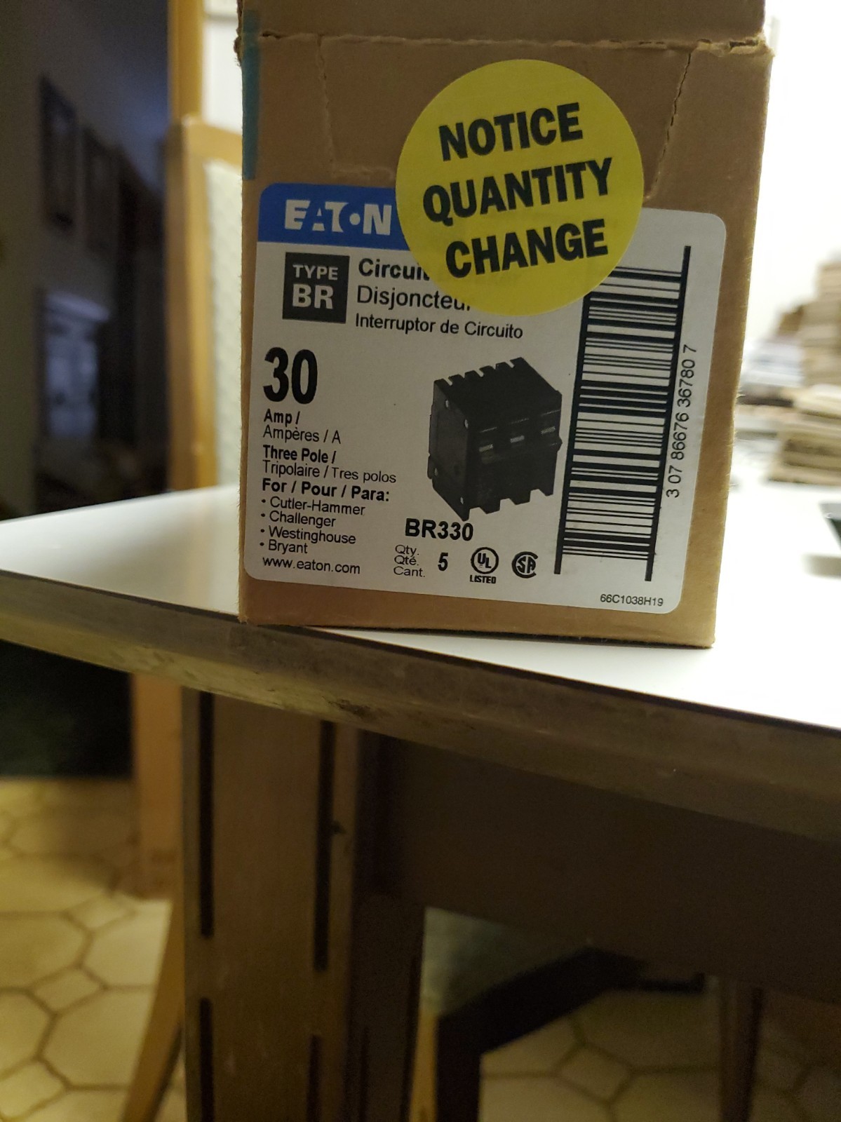 NEW EATON CUTLER HAMMER BR330 3 Pole 30 AMP Type BR Circuit Breaker 240 VAC New