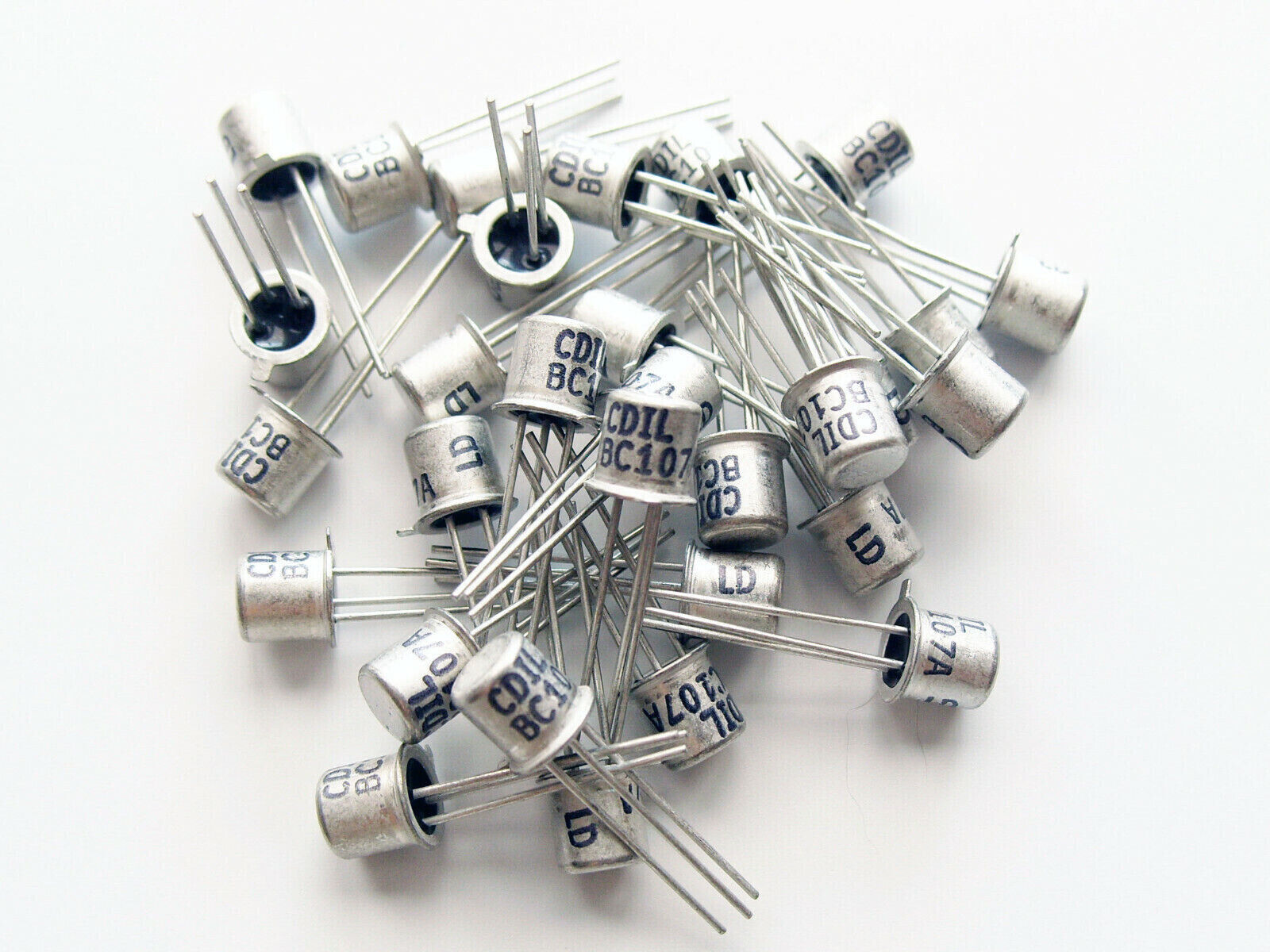 10x BC107A NPN Low Noise Small Signal Transistor TO-18 Metal CAN; CDIL