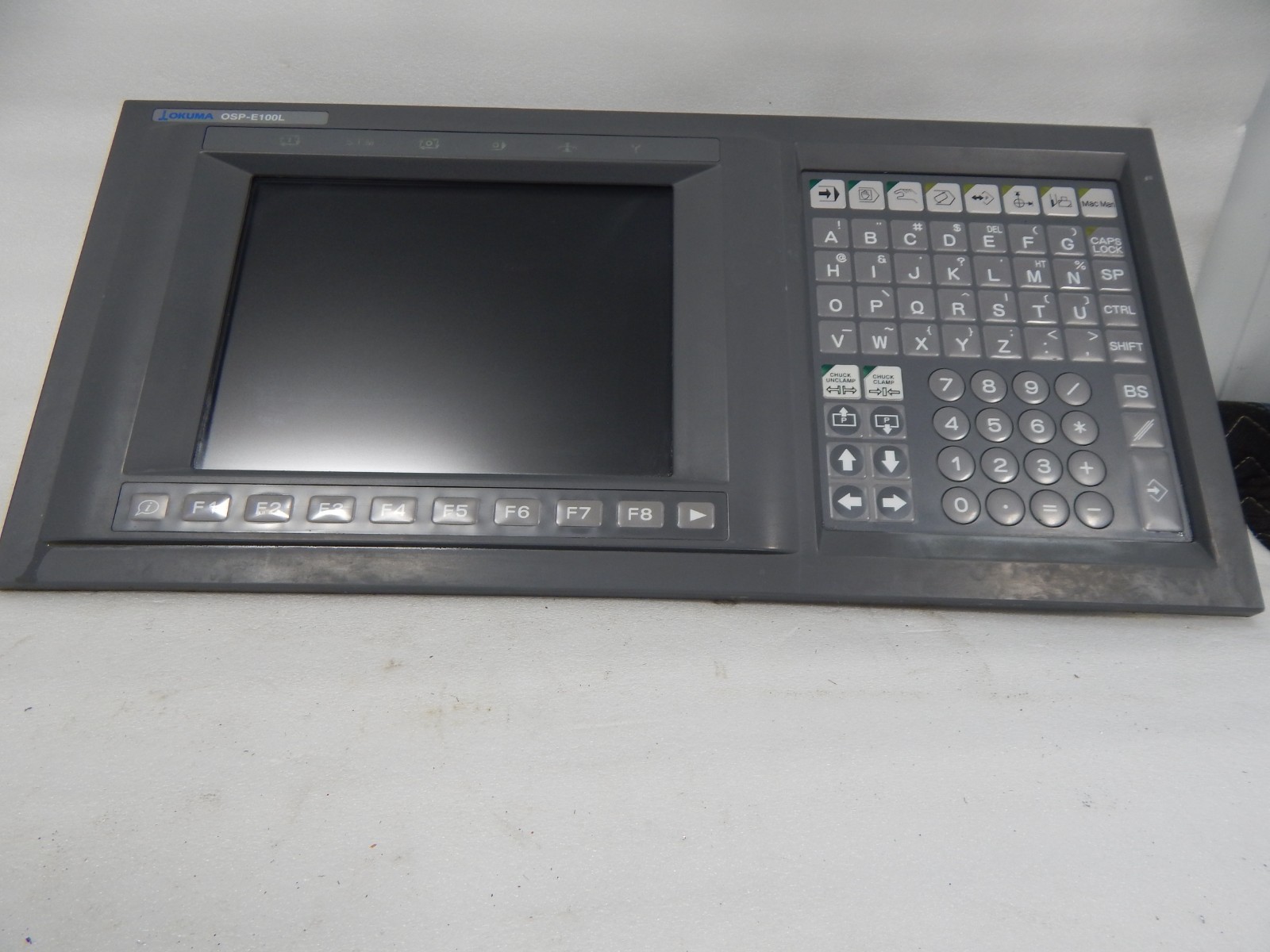 Okuma OSP-E100L Operator Control Panel A911-2992 E0105-653-438 good condition