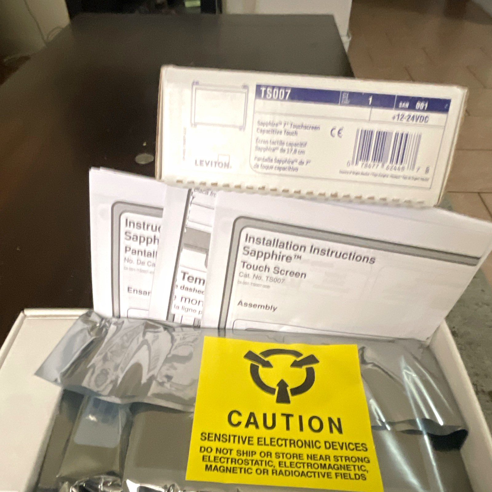 Leviton Sapphire II TS007 7\