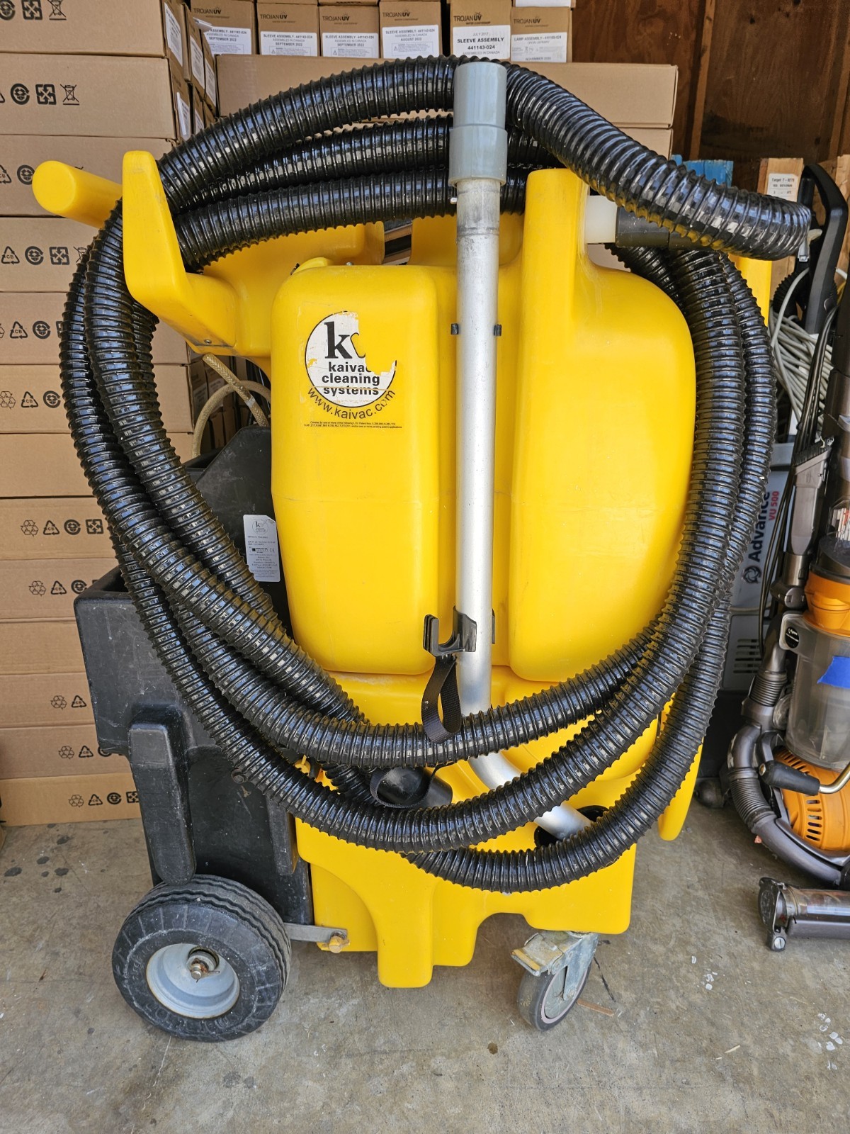 Kaivac 1750 No-Touch Cleaning System Commercial Restroom Vacuum Spray Machine