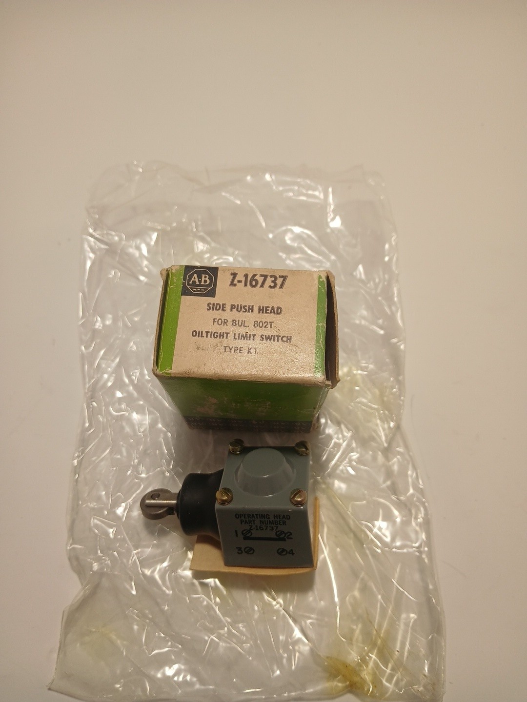 Allen Bradley Side Push Head Z-16737 NOS New In Box Old Stock Allen Bradley Side Push Head Z-16737 NOS New In Box Old Stock