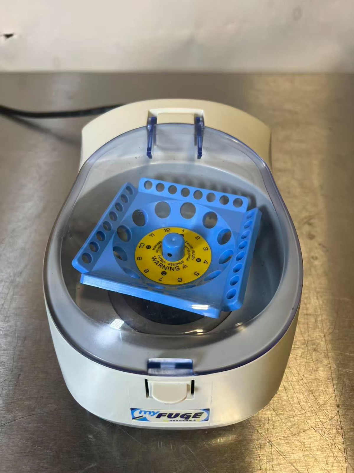 Benchmark Myfuge C1012 Micro Centrifuge TESTED with Warranty Benchmark Myfuge C1012 Micro Centrifuge TESTED with Warranty