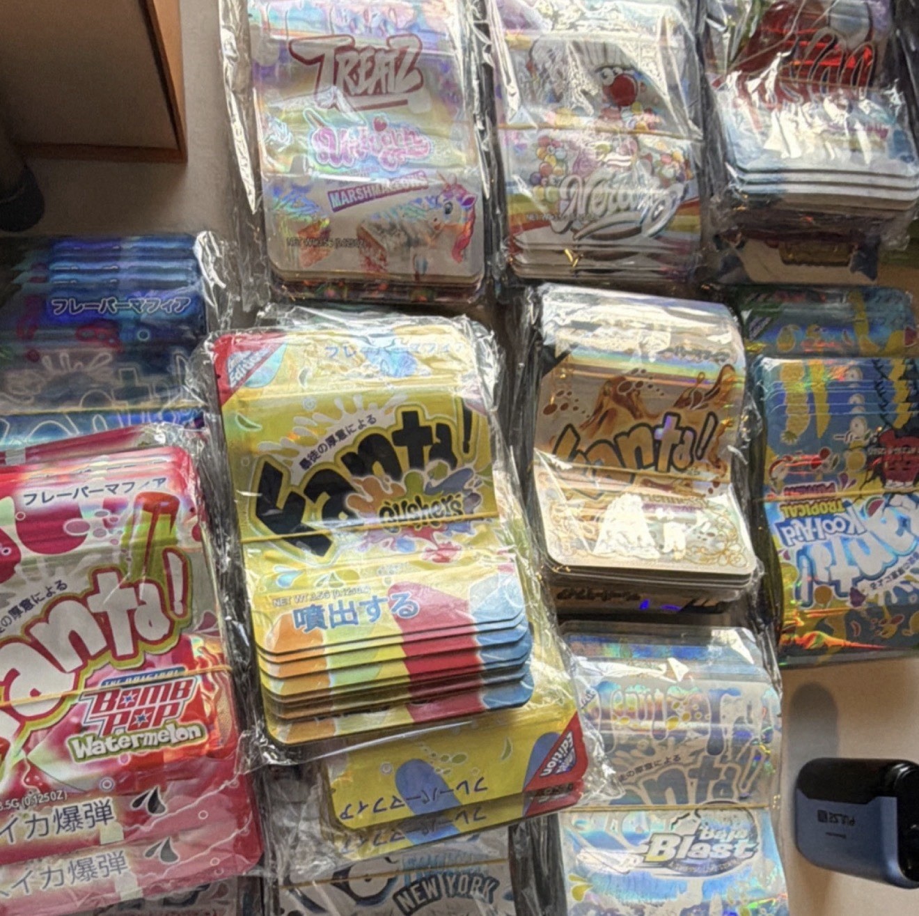 1000 Pcs - 3.5g Holographic Mylar Bags Food Grade, Sealable Trendy Packaging 1000 Pcs - 3.5g Holographic Mylar Bags Food Grade, Sealable Trendy Packaging