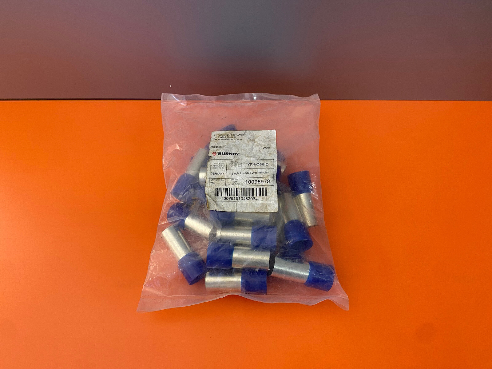Burndy Single Insulated Wire Ferrules YF4/O30ID Qty 25 Burndy Single Insulated Wire Ferrules YF4/O30ID Qty 25