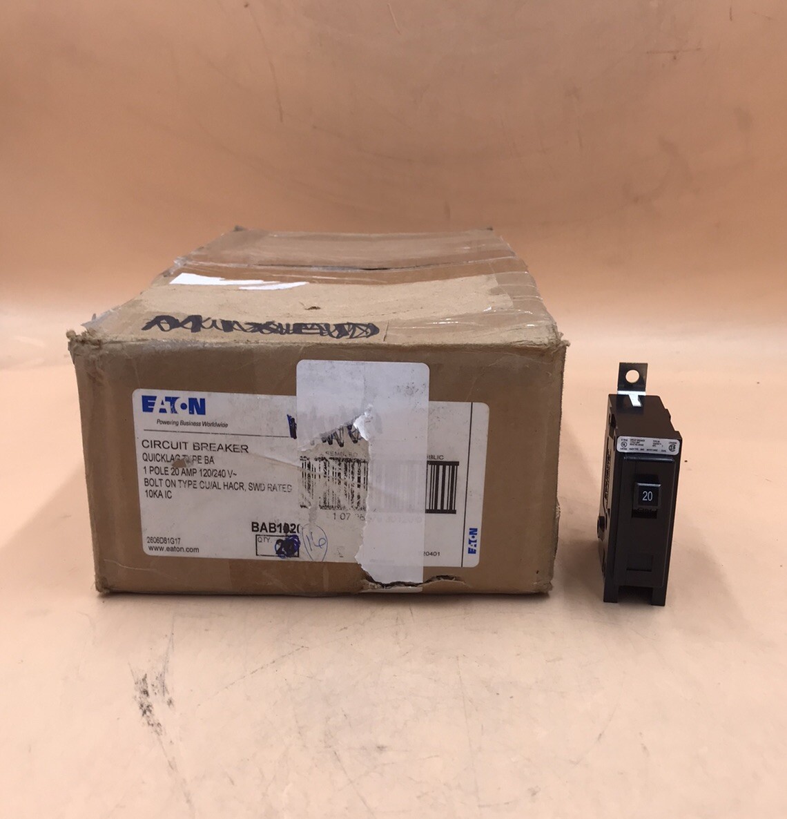 HOUSTON STOCK NEW EATON BAB1020 QUICKLAG BAB 20 AMP 240V QTY 1 HOUSTON STOCK NEW EATON BAB1020 QUICKLAG BAB 20 AMP 240V QTY 1
