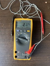 Fluke 179 True RMS Digital Multimeter picture