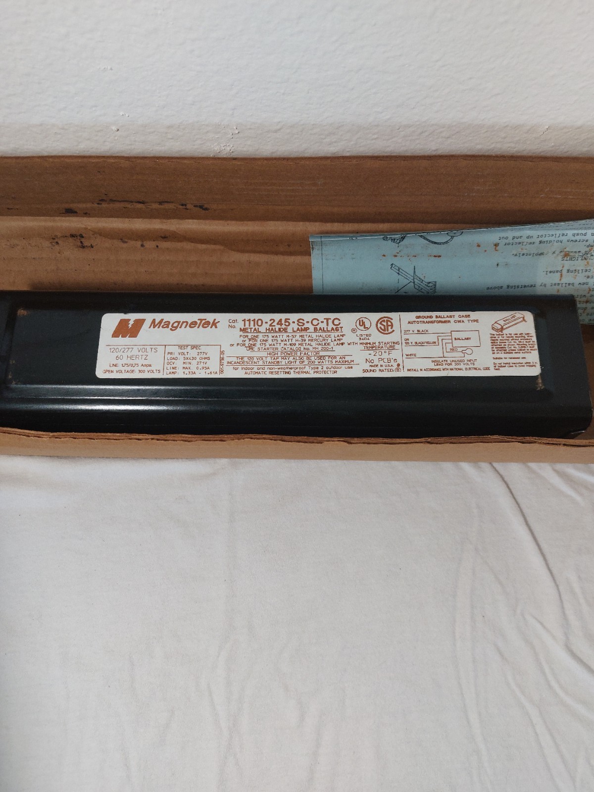 MagneTek Universal Metal Halide Lighting Ballast 1110-245-S-C-TC MagneTek Universal Metal Halide Lighting Ballast 1110-245-S-C-TC