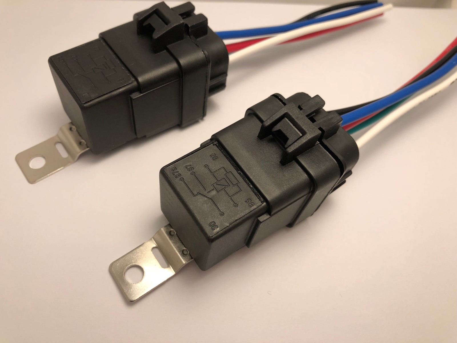 12 VOLT WATERPROOF SPDT RELAYS & SOCKETS KIT 40A 12V FOR AUTOMOTIVE DIY (2 pcs) 12 VOLT WATERPROOF SPDT RELAYS & SOCKETS KIT 40A 12V FOR AUTOMOTIVE DIY (2 pcs)
