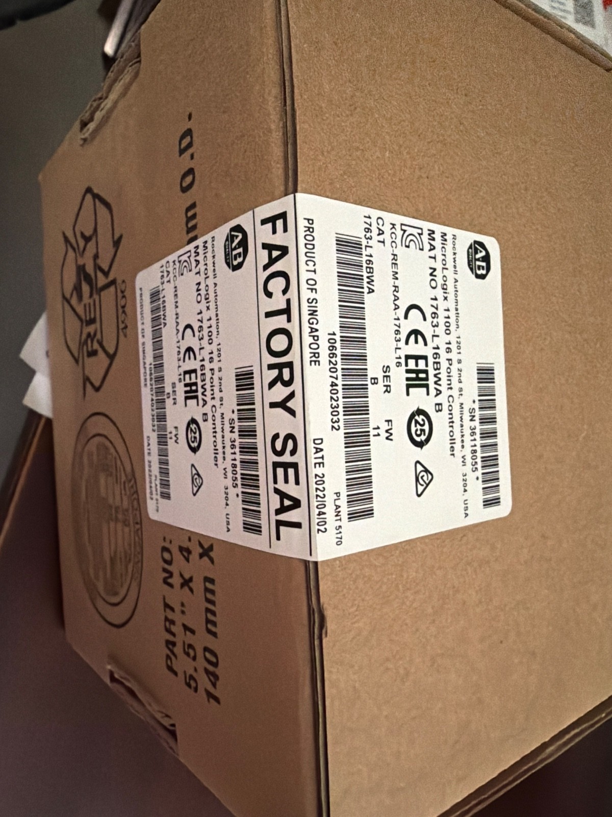 Allen-Bradley Micrologix 1100 (1763-L16BWA) Allen-Bradley Micrologix 1100 (1763-L16BWA)