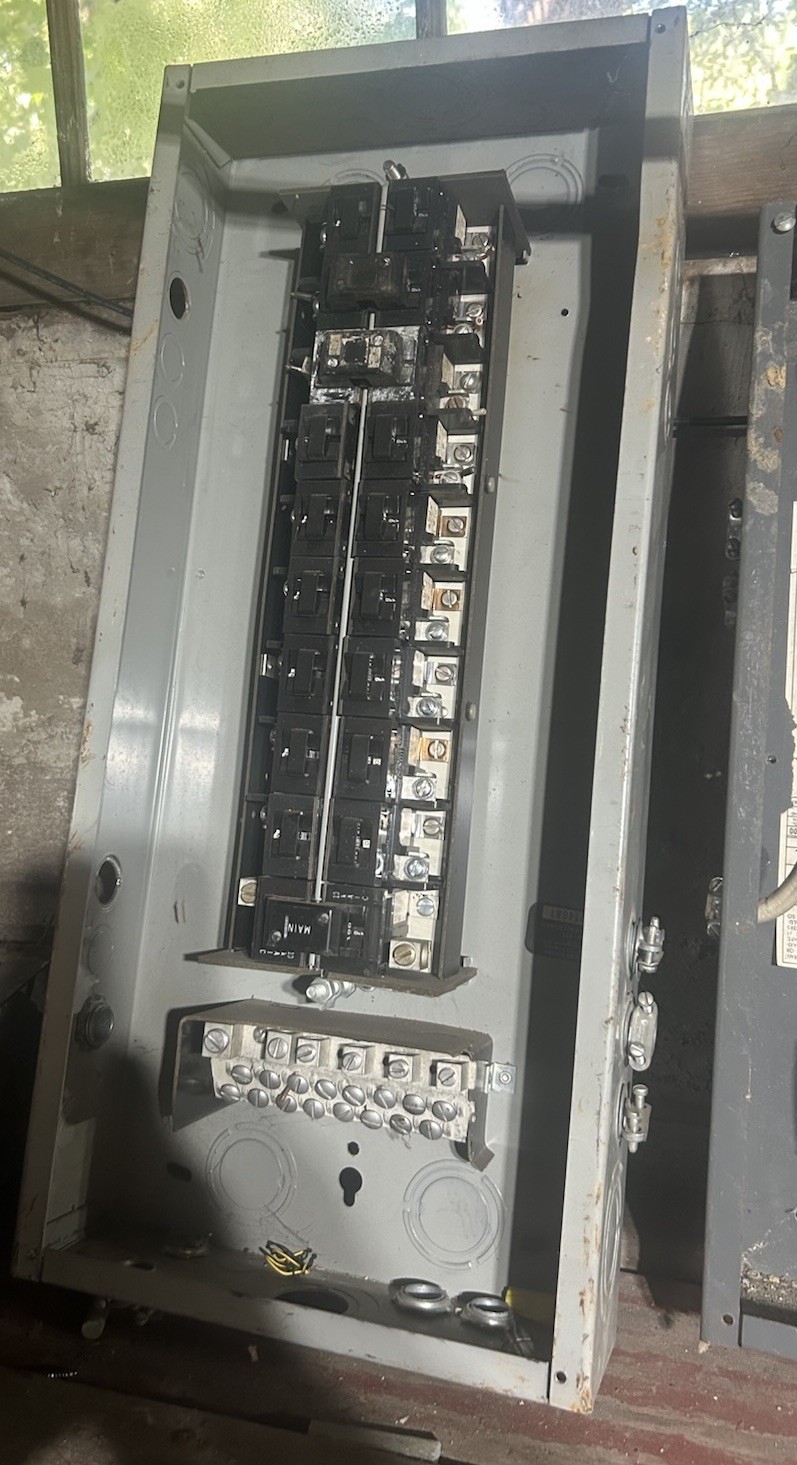 Vintage Pushmatic / ITE 100A Breaker Panel Vintage Pushmatic / ITE 100A Breaker Panel
