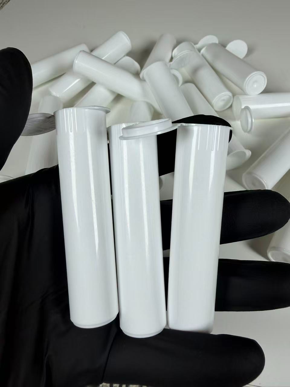 100 pc Pre-Roll Tubes Pop Top Joints BPA Free 3\'\' White Tubes 