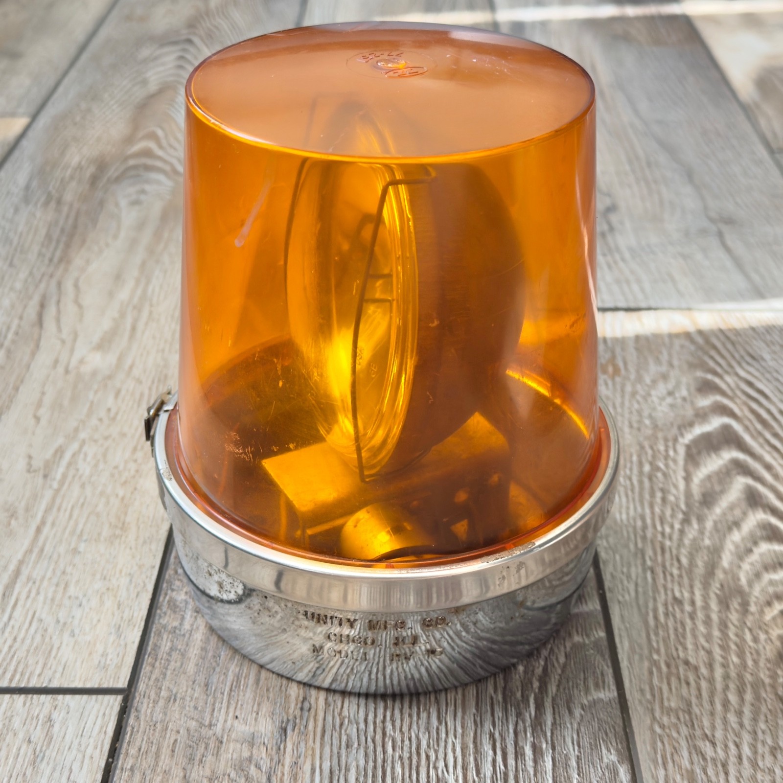 Vintage Unity Mfg Co Chicago RV-15 Amber Rotating Light Tested Read