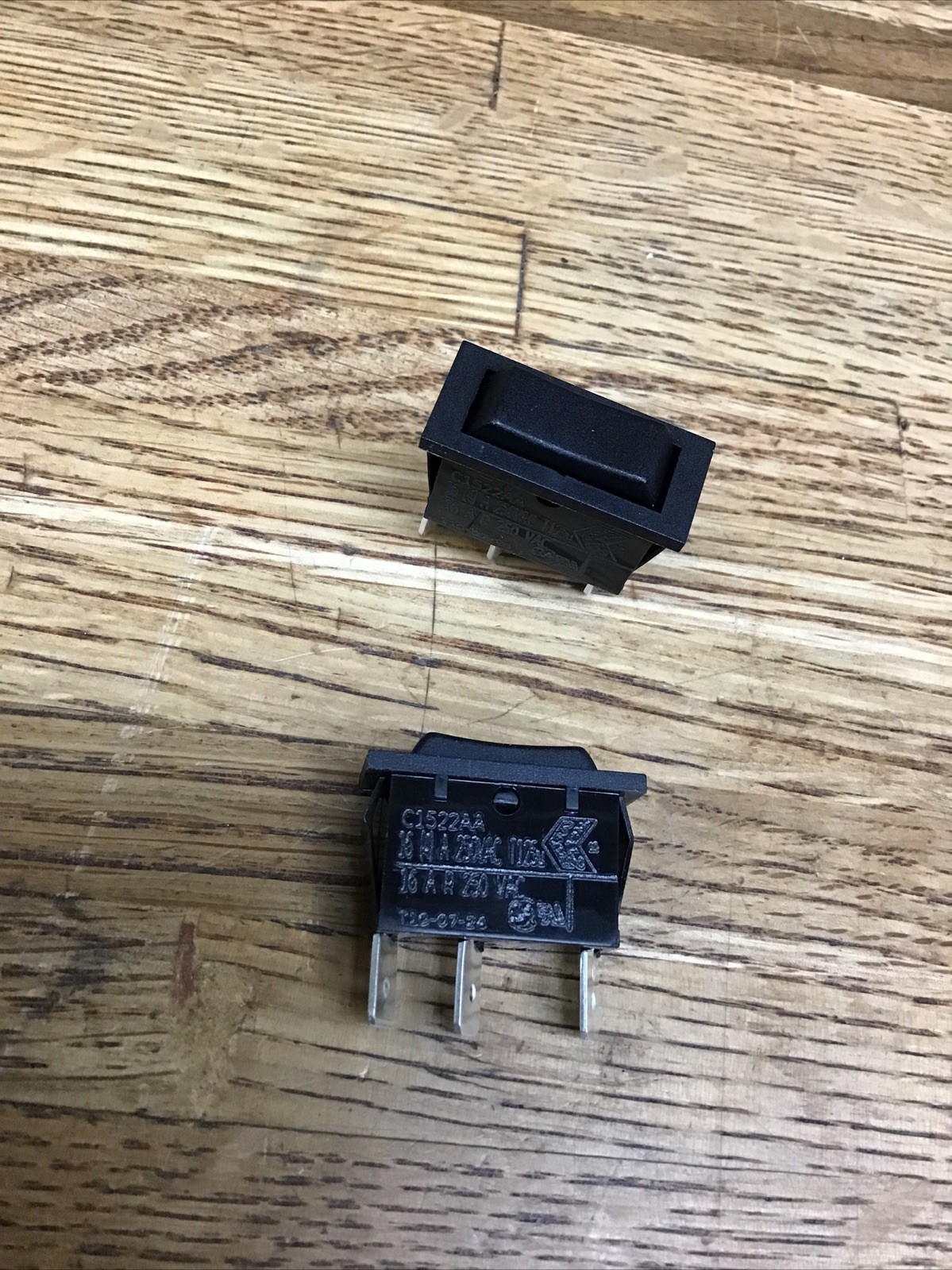 Lot Of 2 Arcolectric C1522BA C1522AAbb Momentary (ON)OFF(ON) Rocker Switch MOM Lot Of 2 Arcolectric C1522BA C1522AAbb Momentary (ON)OFF(ON) Rocker Switch MOM