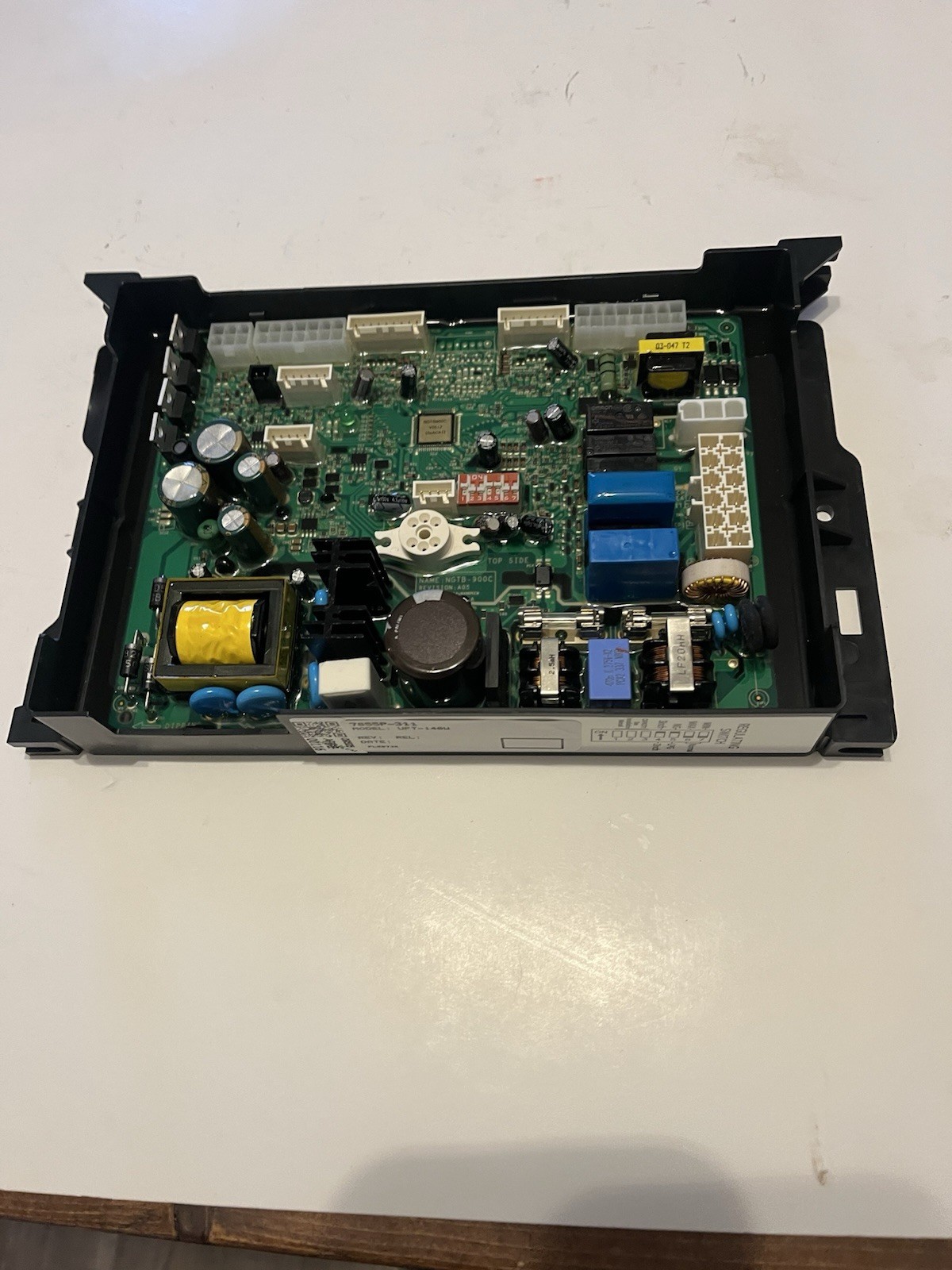 HTP Comfort Systems 7855P-311 Has Boiler Main Control Board Uft-140W HTP Comfort Systems 7855P-311 Has Boiler Main Control Board Uft-140W