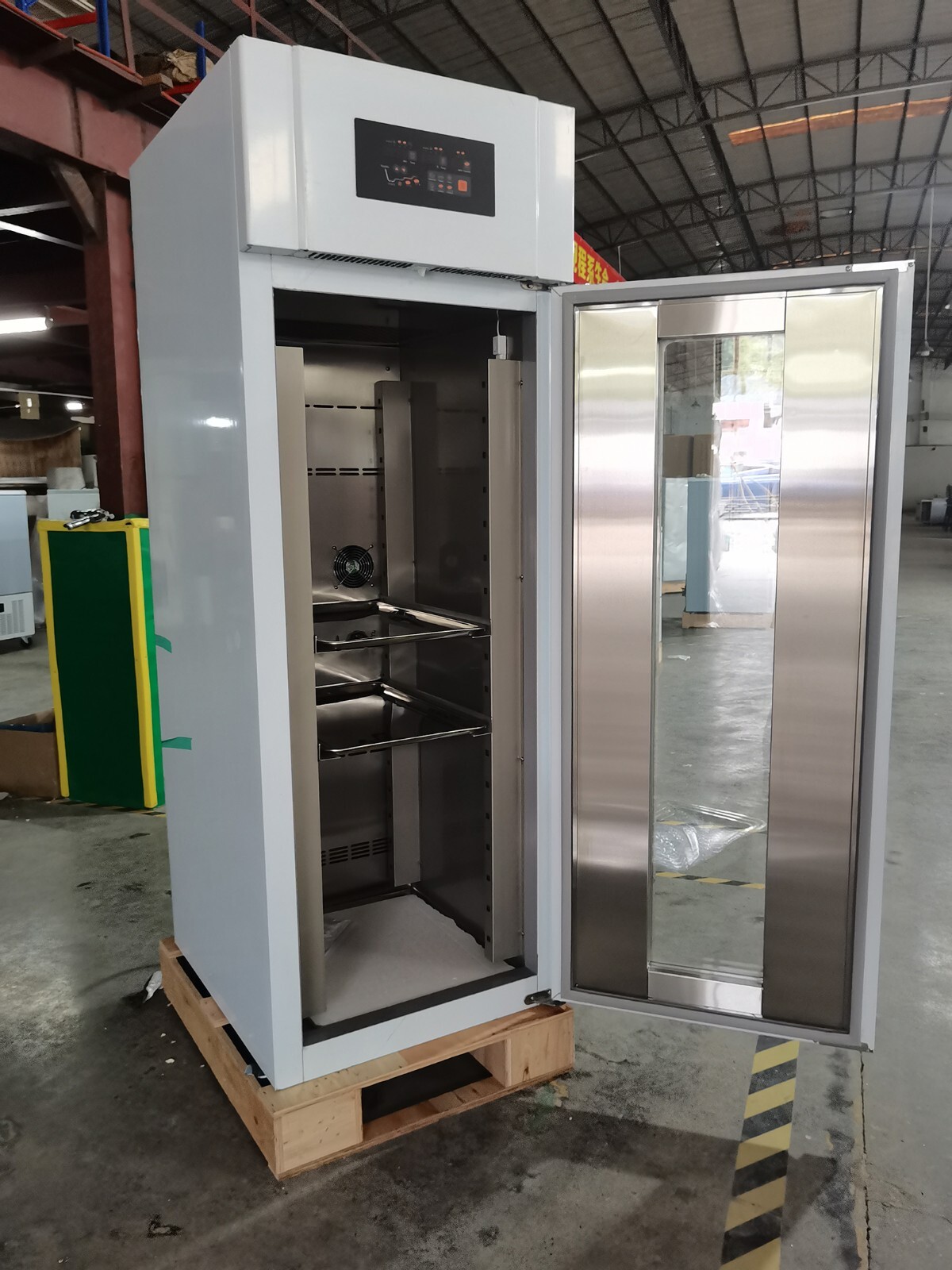 Kolice Commercial Baking Dough Proofer 16 Trays, 600L Temperature : -22C to 45C Kolice Commercial Baking Dough Proofer 16 Trays, 600L Temperature : -22C to 45C