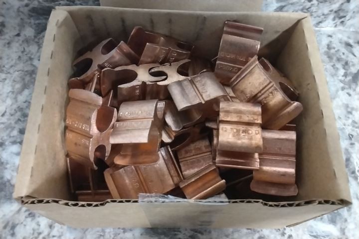 Blackburn CF4010-1 50 Pk 2/0 to 4/0 AWG Main Copper Compression Tap Connector Blackburn CF4010-1 50 Pk 2/0 to 4/0 AWG Main Copper Compression Tap Connector