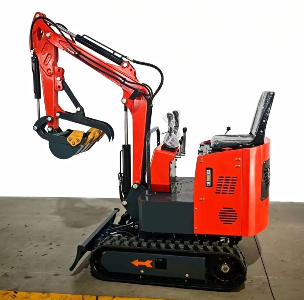 Red Compact Tracked Mini Excavator Hydraulic Crawler Excavator w/ Bucket