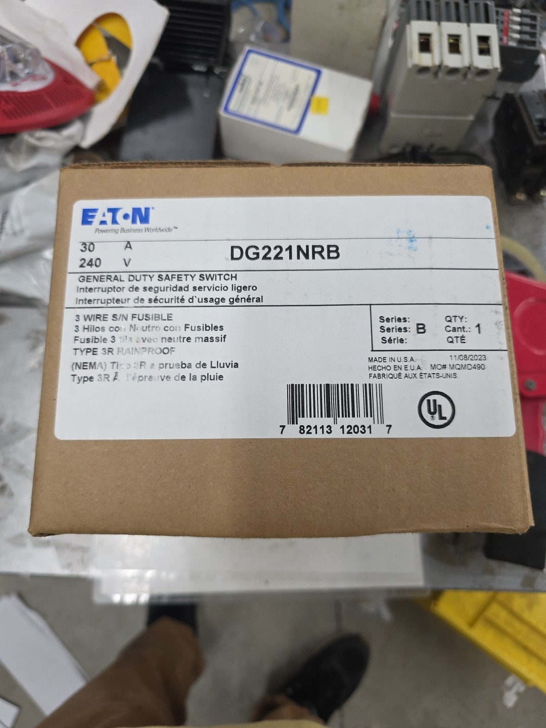 Eaton DG221NRB General Duty Safety Switch 30A 240V 2 Pole 3 Wire NEMA 3R Fusible Eaton DG221NRB General Duty Safety Switch 30A 240V 2 Pole 3 Wire NEMA 3R Fusible