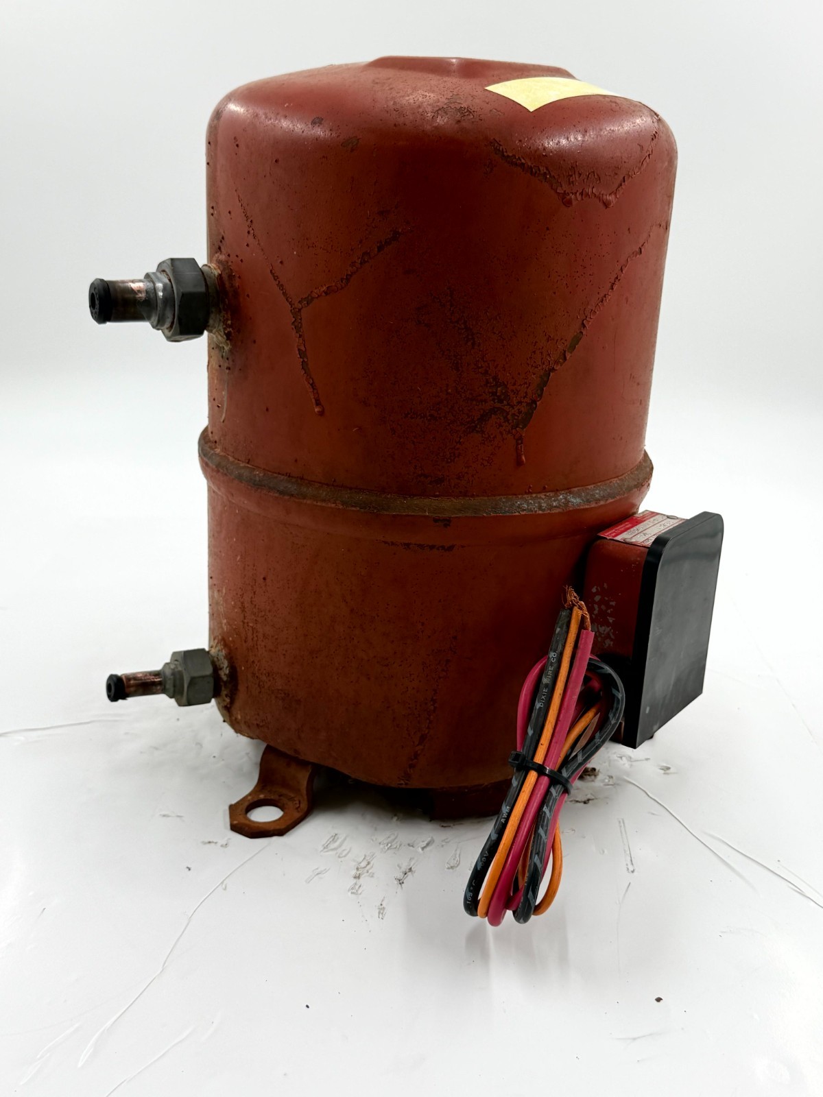 American Standard BH323-EF1-AC Scroll Compressor 2.33 Ton 208-230V 28K BTU R-22 American Standard BH323-EF1-AC Scroll Compressor 2.33 Ton 208-230V 28K BTU R-22