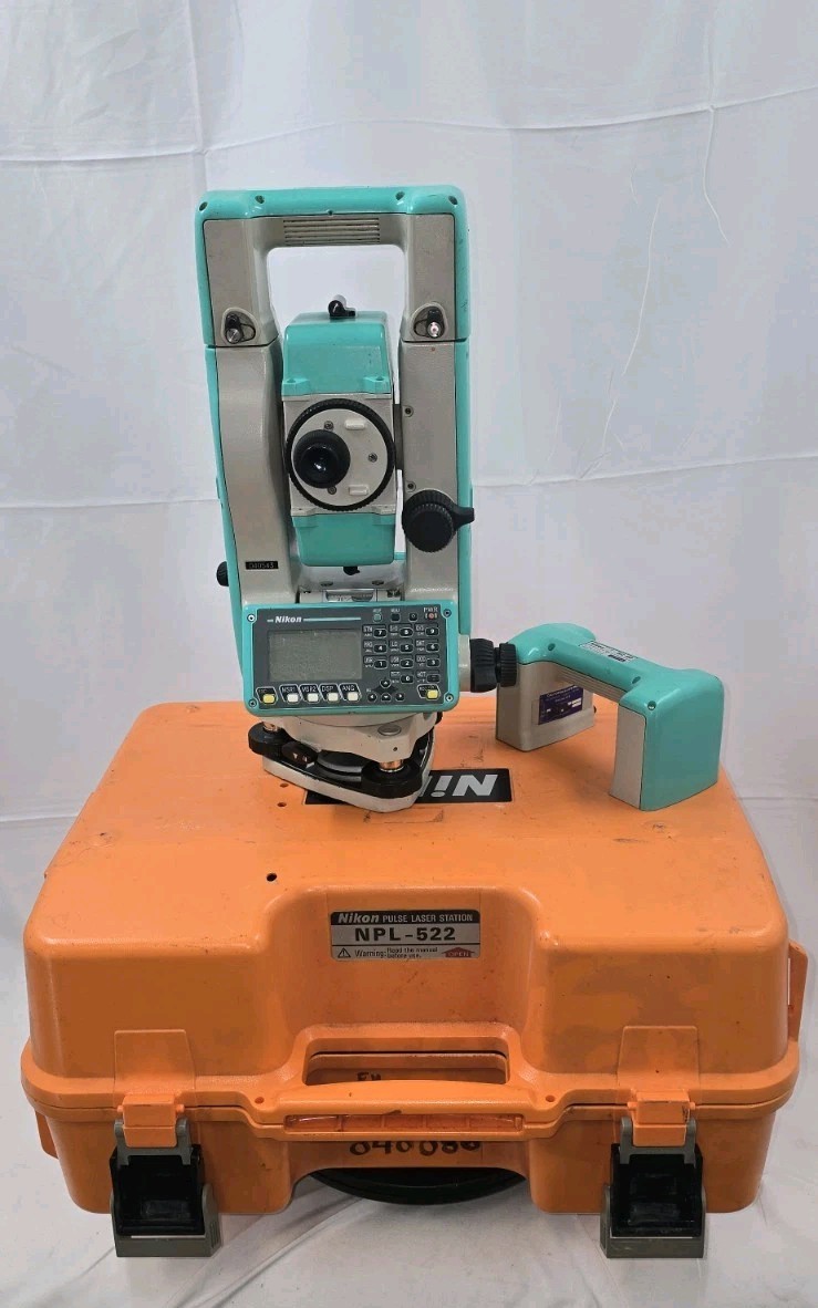 Nikon NPL-522 Nikon NPL-522 Laser Total Station Instrument - TESTED - GC-7731