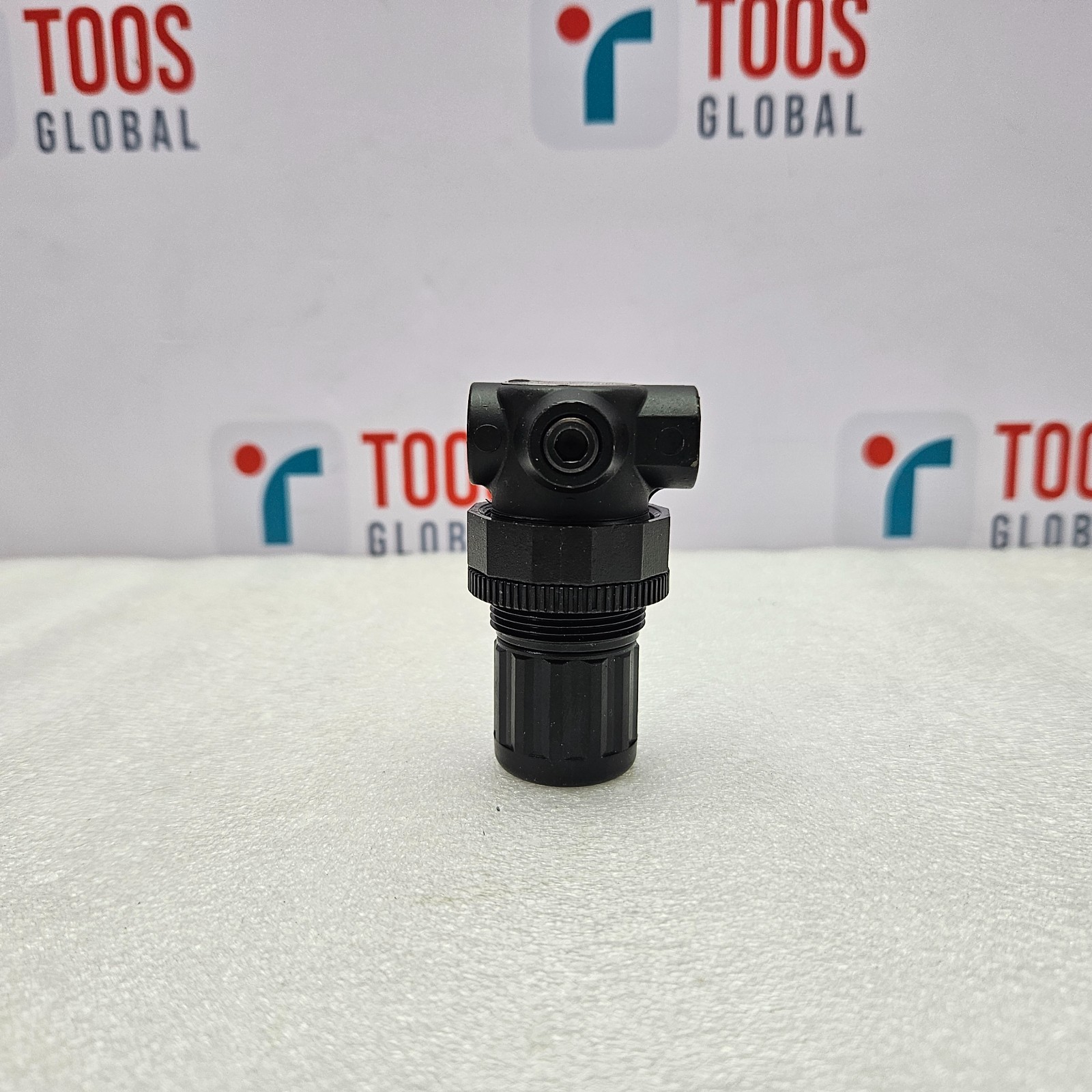 NORGREN R07-200-RNKG PRESSURE REDUCING VALVE 300PSIG 20BAR NEW LOT OF 2 NORGREN R07-200-RNKG PRESSURE REDUCING VALVE 300PSIG 20BAR NEW LOT OF 2