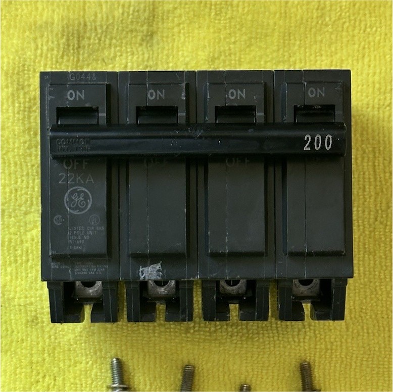 GE 200A 22KA Main Breaker THQMV200 GE 200A 22KA Main Breaker THQMV200