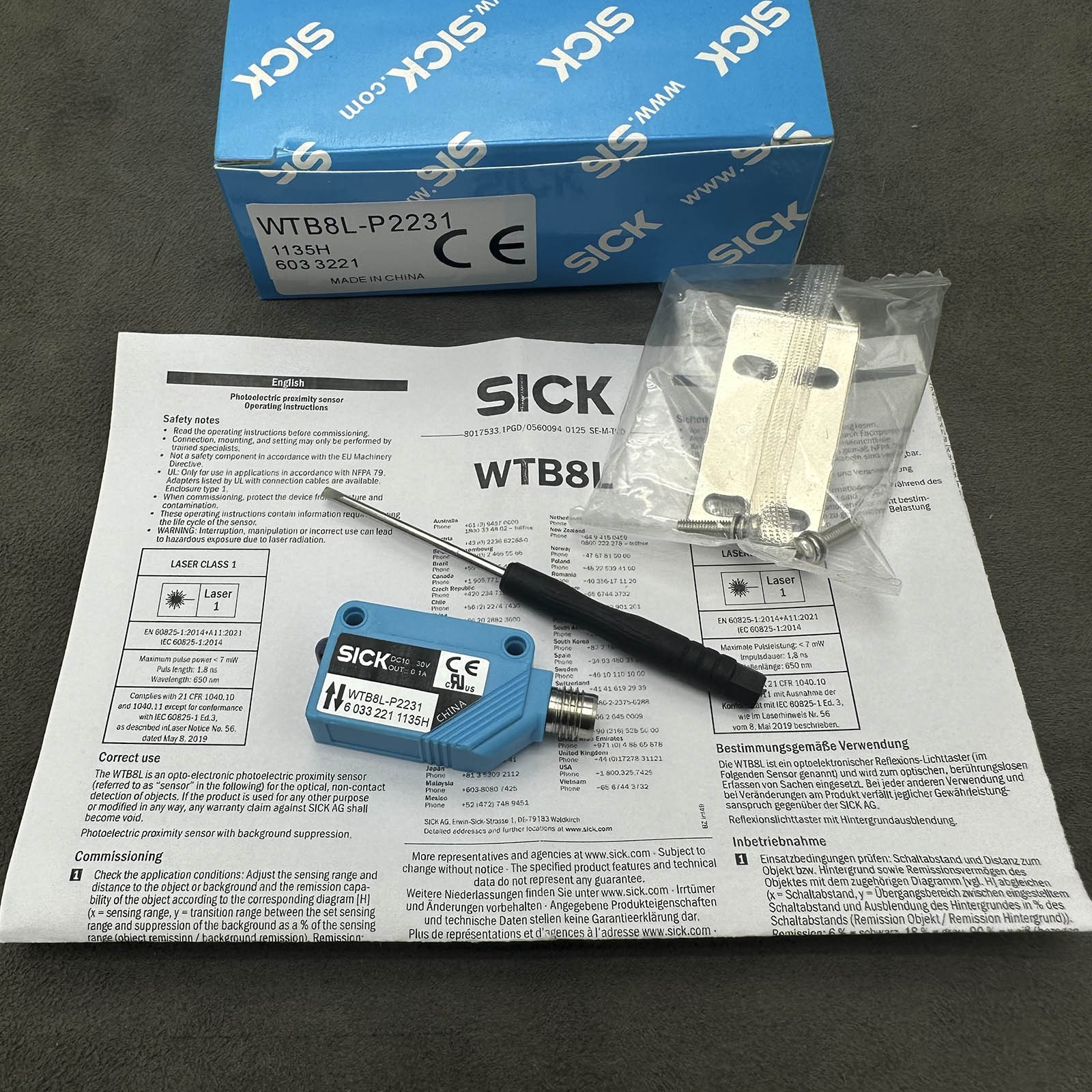 New Sick WTB8L-P2231 6033221 Photoelectric Sensor Switch WTB8LP2231 4-Pins