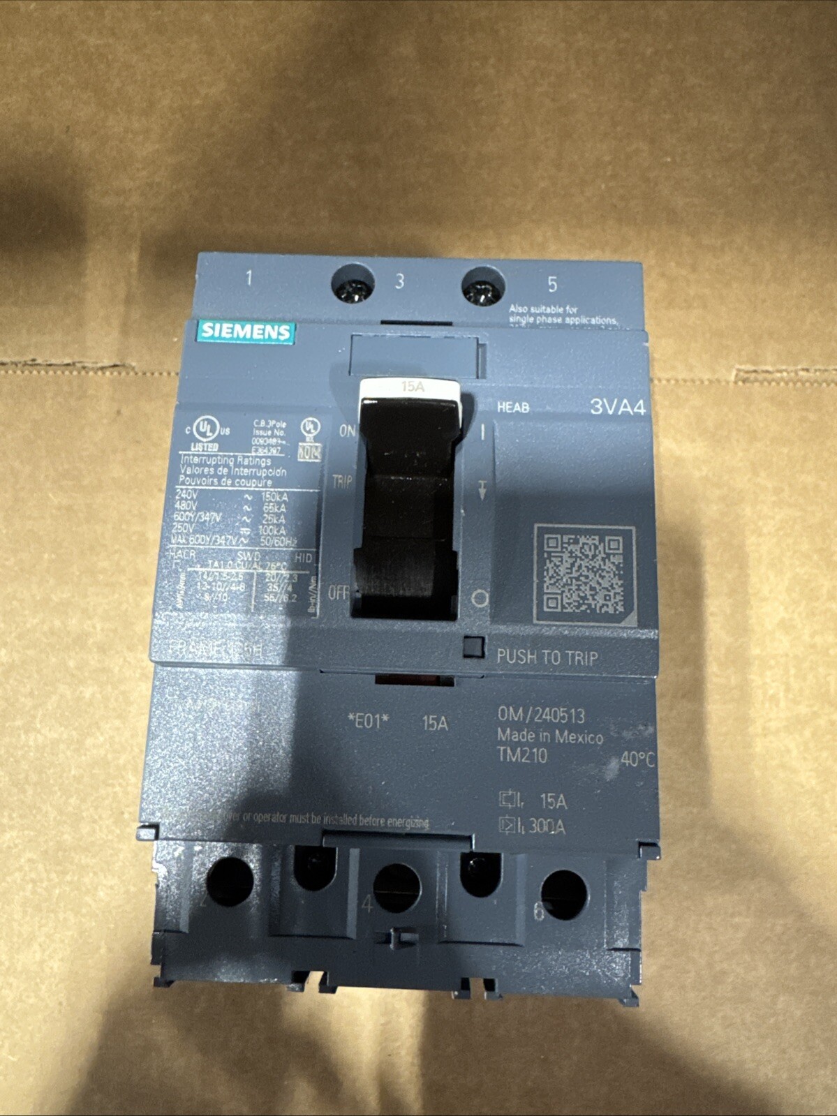 New - Siemens 3VA4195-6ED34-0AA0 15 Amp 600Y/347 VAC 3 Pole Type 3VA4 Breaker New - Siemens 3VA4195-6ED34-0AA0 15 Amp 600Y/347 VAC 3 Pole Type 3VA4 Breaker