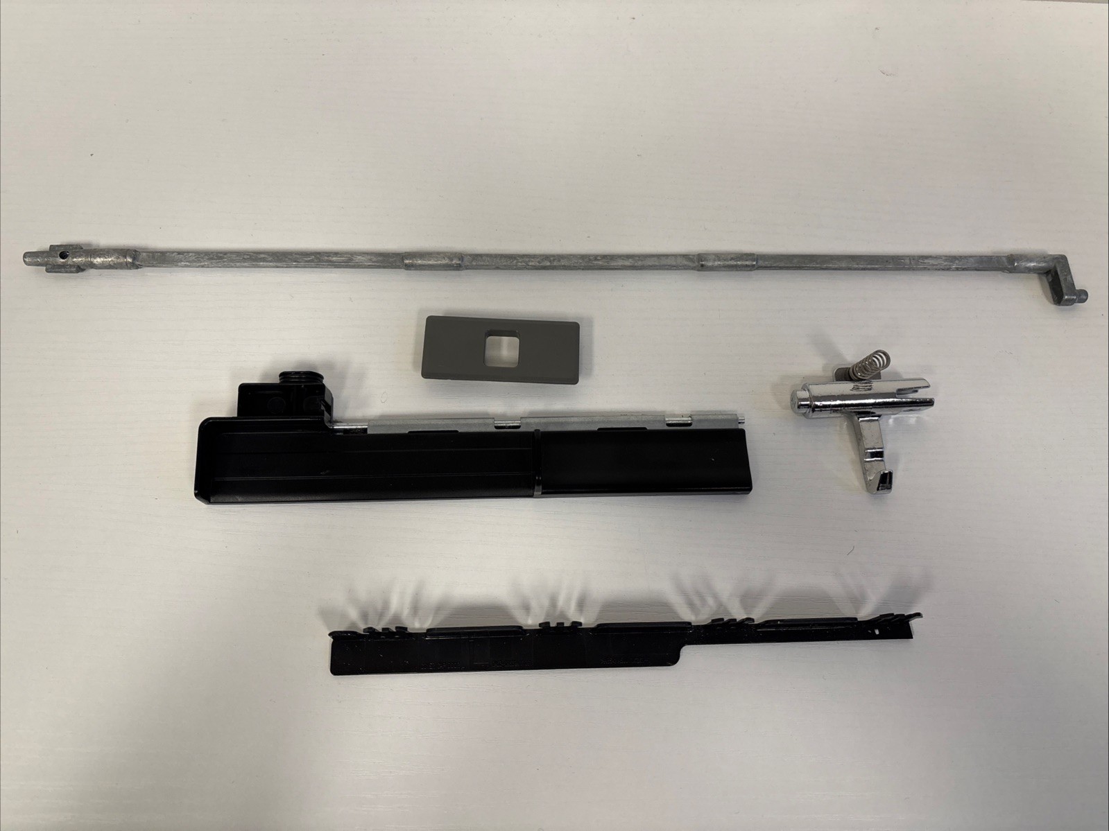 OEM Samsung Ref. Door Mechanism kit DA-63-09639A, DA63-09537A, DA66-01342A OEM Samsung Ref. Door Mechanism kit DA-63-09639A, DA63-09537A, DA66-01342A