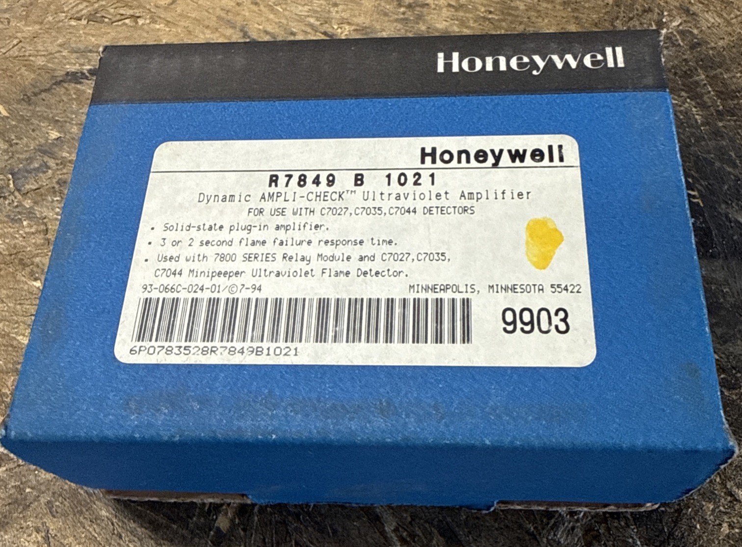 New Honeywell RM7849 B 1021 New Honeywell RM7849 B 1021