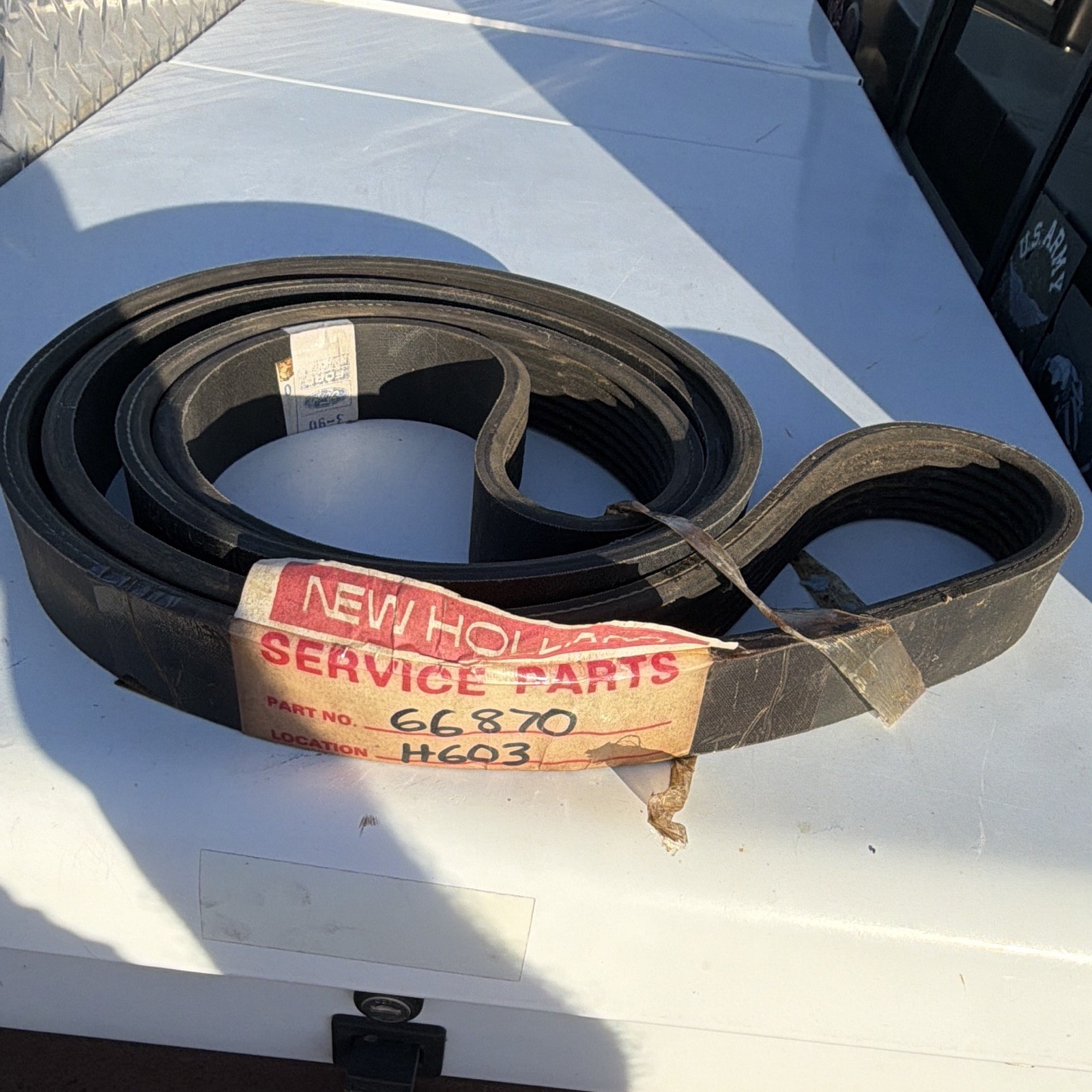 OEM Ford New Holland 66870 Speedrower Windrower Header Drive 8 Rib Belt NOS OEM Ford New Holland 66870 Speedrower Windrower Header Drive 8 Rib Belt NOS