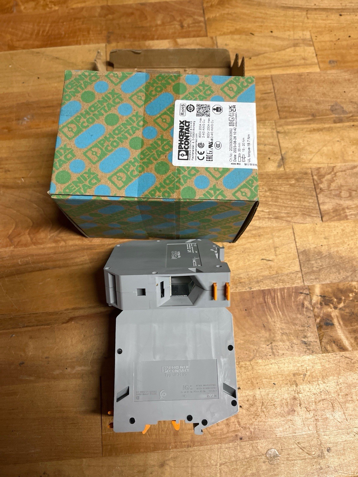 Box of 3 Phoenix Contact 3010013 UKH 95 High Current Terminal Block 600V 230A 3P Box of 3 Phoenix Contact 3010013 UKH 95 High Current Terminal Block 600V 230A 3P