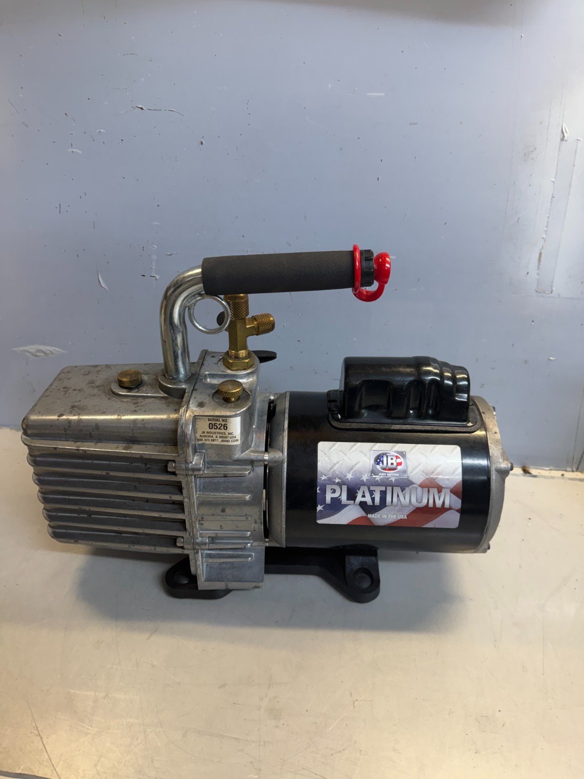 JB Industries DV-285N Platinum 10-CFM Vacuum Pump, HAS NO PLUG JB Industries DV-285N Platinum 10-CFM Vacuum Pump, HAS NO PLUG