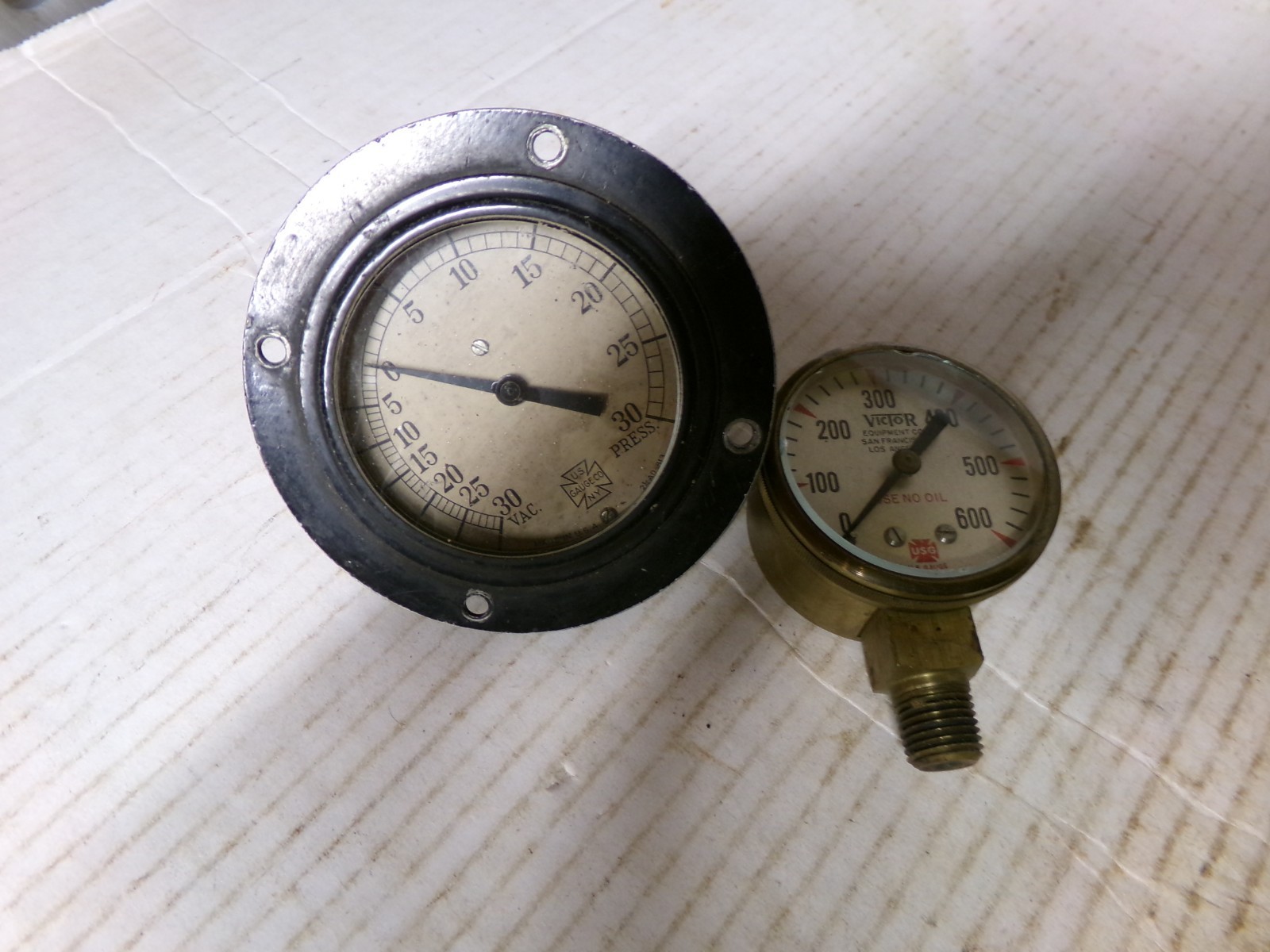 Vintage US Gauge Co NY Vacuum Pressure Gauges Lot of 2 Vintage US Gauge Co NY Vacuum Pressure Gauges Lot of 2