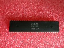 Vintage MOS 8362R8 Commodore C64 IC x 1pc picture
