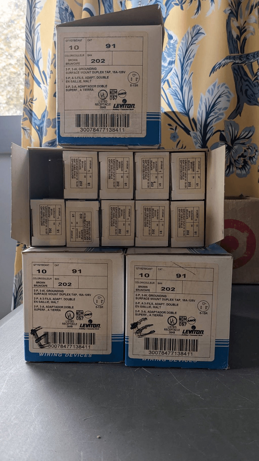 Leviton 91 15A 2-Pole 3-Wire Duplex Outlet/Receptacle Surface Mount Brown-39 pcs Leviton 91 15A 2-Pole 3-Wire Duplex Outlet/Receptacle Surface Mount Brown-39 pcs