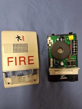 Est Edwards G1F-HDVM Fire Alarm /Horn Strobe Wall Mount, White. USED picture