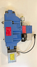 MOOG D683Z4816 Proportional Servo Valve picture