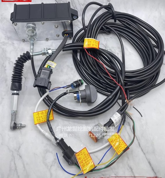 Excavator Parts Full-function Throttle Motor Universal Refueling Motor Accessory Excavator Parts Full-function Throttle Motor Universal Refueling Motor Accessory