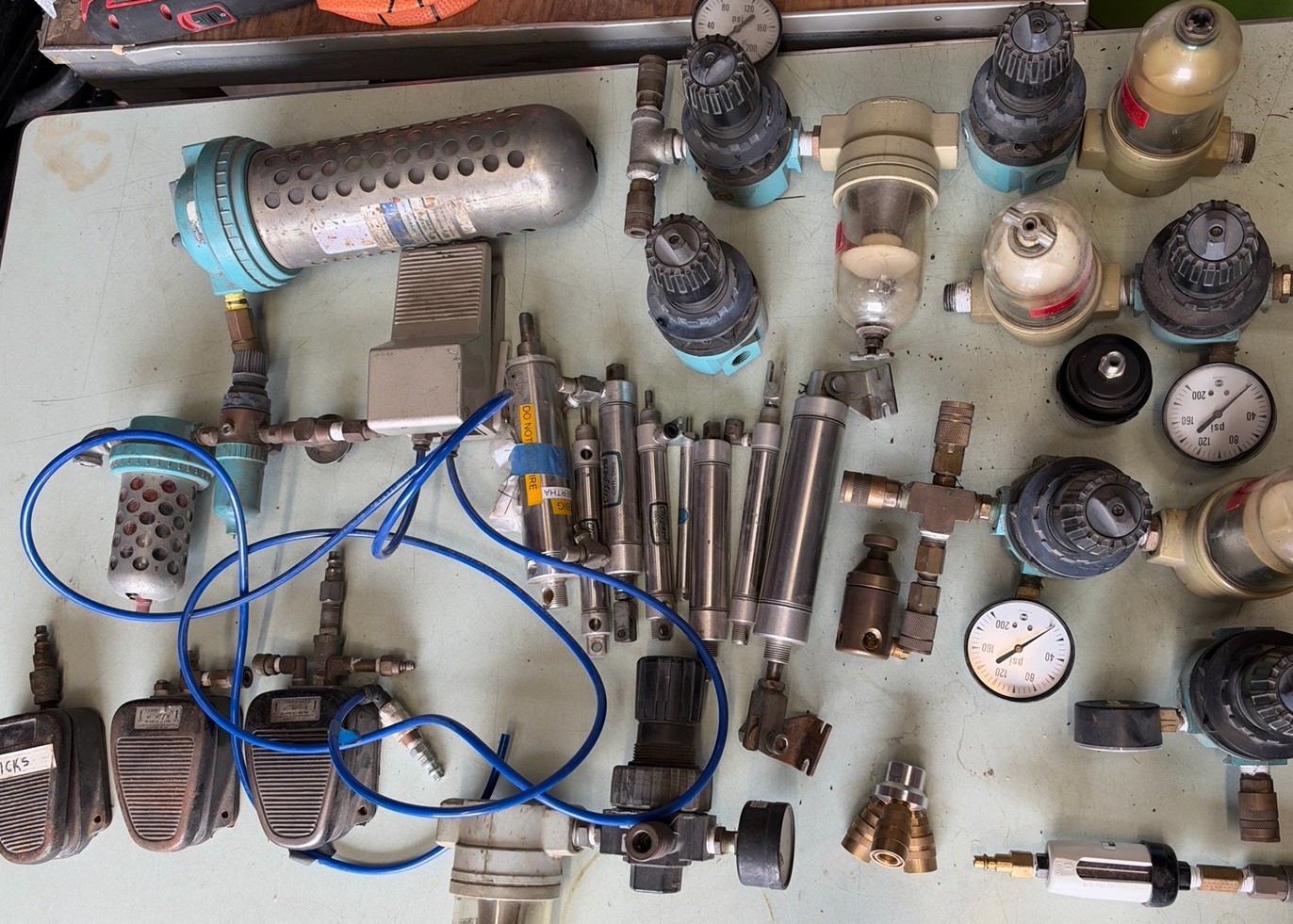 Lot Pneumatic Air Regulators Filters Cylinders Wilkerson Clippard Bimba Valves Lot Pneumatic Air Regulators Filters Cylinders Wilkerson Clippard Bimba Valves