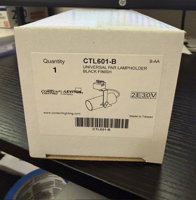 ConTech Leviton CTL601-B Universal Lampholder – Black – NEW