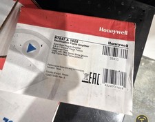 ​Honeywell R7847A1025 Rectification Flame Amplifier 7800 Series picture