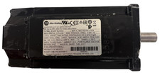 Allen-Bradley Inverter MPL-B320P-MJ74AA  Duty AC Servo Motor 480V picture