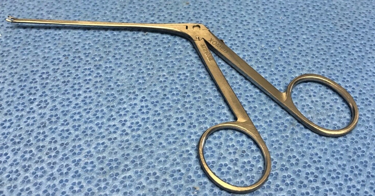 Medtronic XOMED, Stainless Cup Forceps 3721038, Surgical