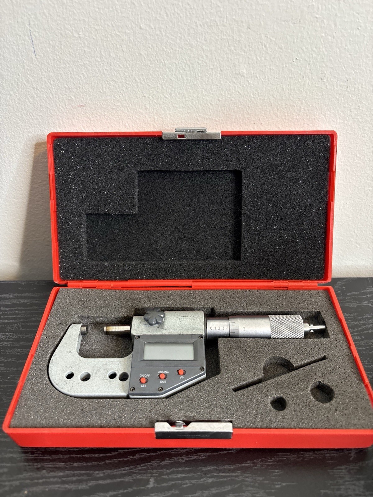 SPI IP65 SWISS PRECISION ELECTRONIC OUTSIDE MICROMETER 0-1\