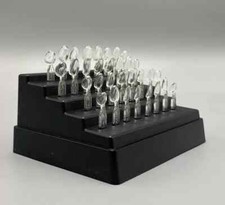 160pcs Dental Resin Veneers Mould Quick Forming Teeth Veneer for Anterior teeth picture