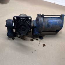 Ford 1500 Tractor Hydraulic Pump picture